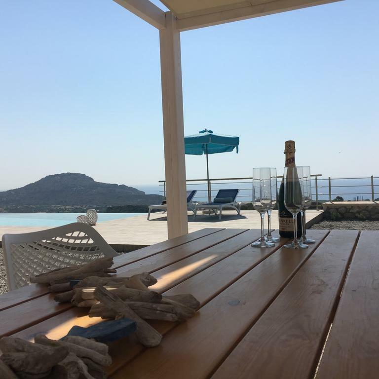 Luxury Villa Hera With Private Pool 아판토우 외부 사진